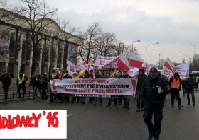 Manifestacja w obronie polskiego handlu w Warszawie – relacja na żywo