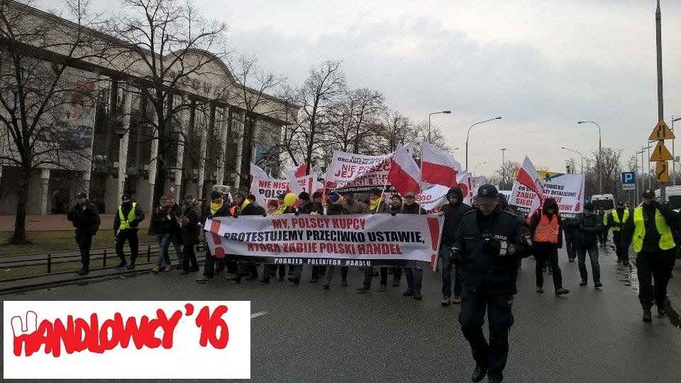 Manifestacja w obronie polskiego handlu w Warszawie – relacja na żywo