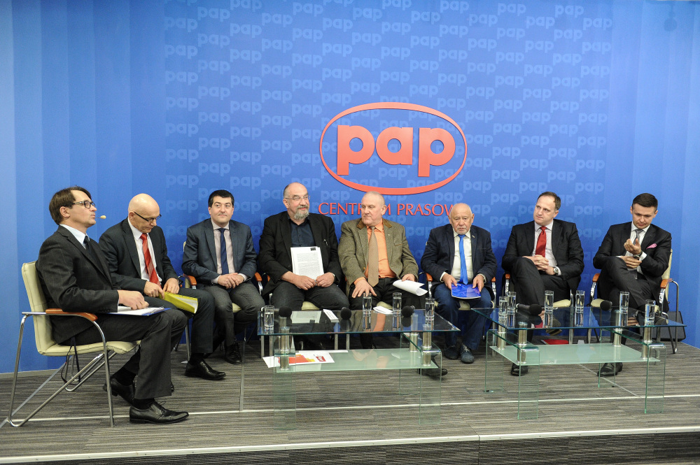Debata PAP: System podatkowy i administracja skarbowa do zreformowania