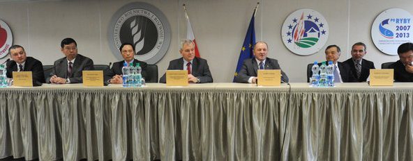 Minister Sawicki zaprosił ambasadorów na śniadanie z wieprzowiną
