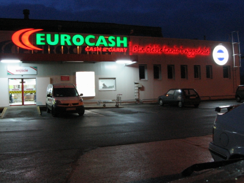 Eurocash  –  zgoda warunkowa  UOKiK na przejęcie hurtowni tytoniowych