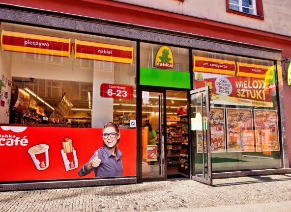 Nowe miejsca pracy w Żabce i Freshmarkecie