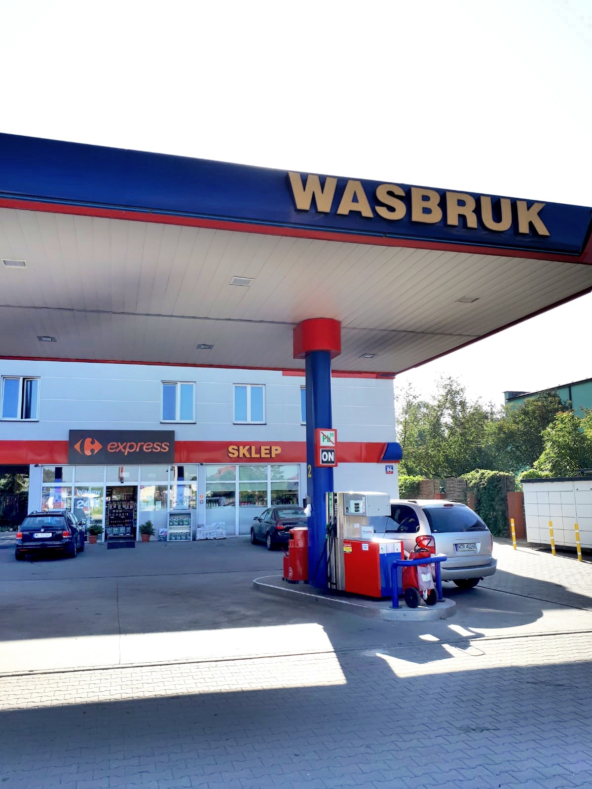 Carrefour z nową ofertą franczyzową dla właścicieli stacji paliw