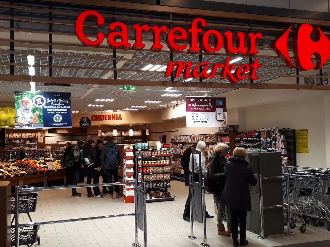 Supermarket Carrefour w Galerii Korona