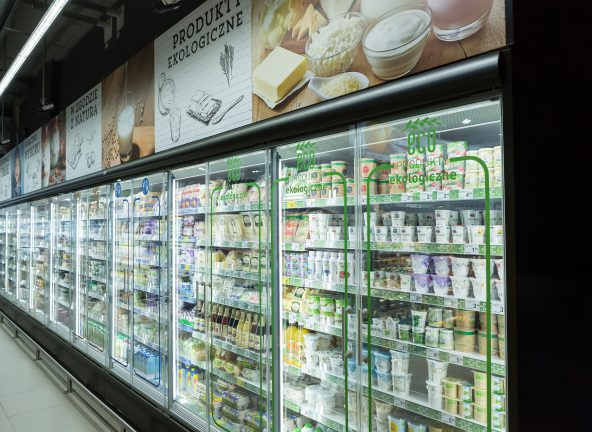 Większość sklepów Carrefour Polska z rozwiązaniami proekologicznymi