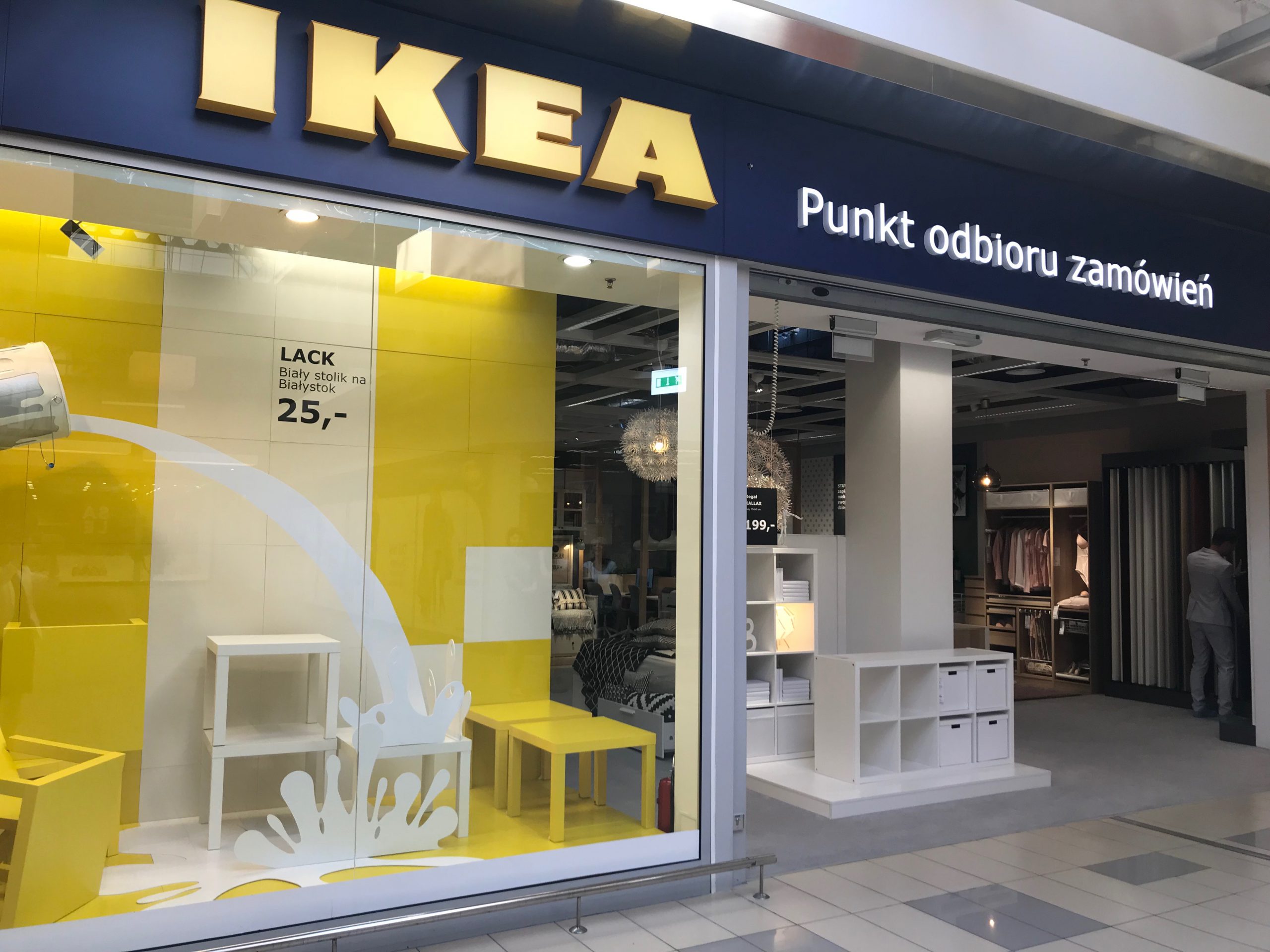 IKEA w Centrum Handlowym Auchan Produkcyjna