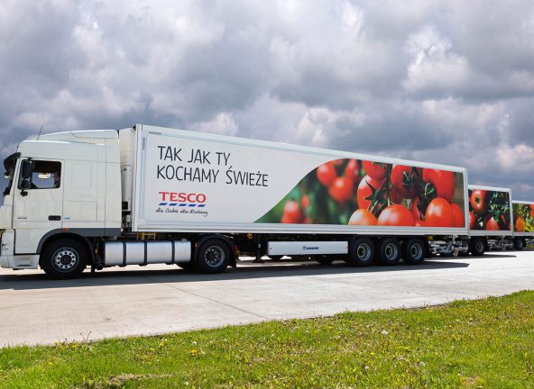 Nowe ciężarówki Tesco już na polskich drogach