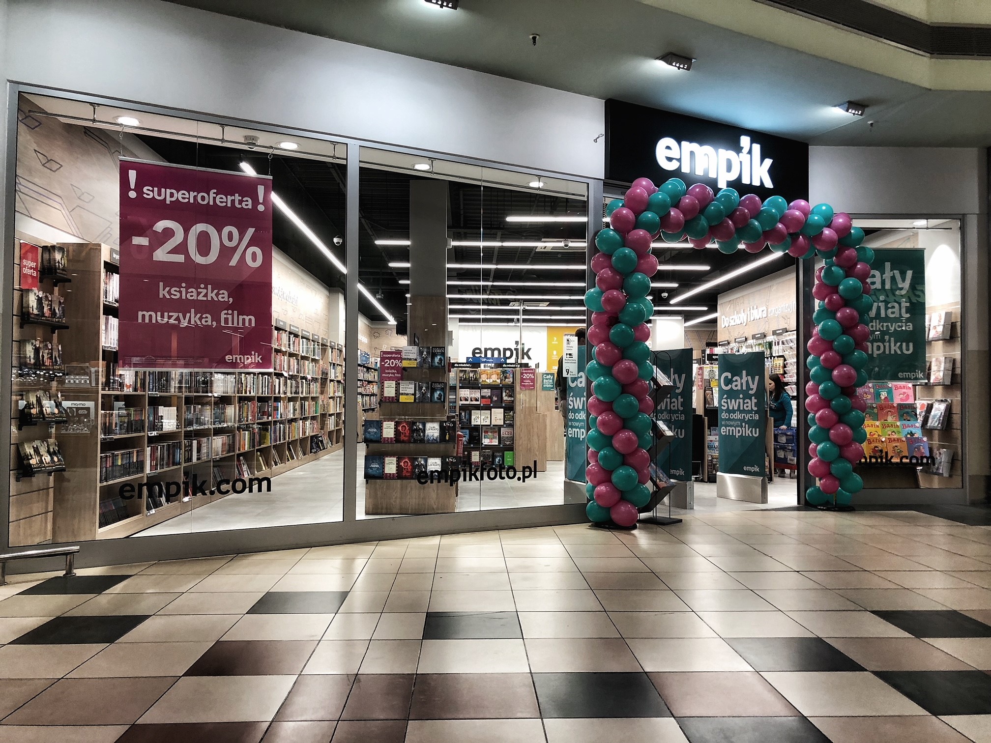 Auchan rozszerza współpracę z siecią Empik