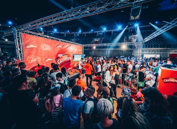 Pizza Guseppe i wszystko gra