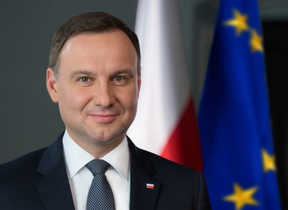 Prezydent podpisał ustawę dot. opłat za torby foliowe