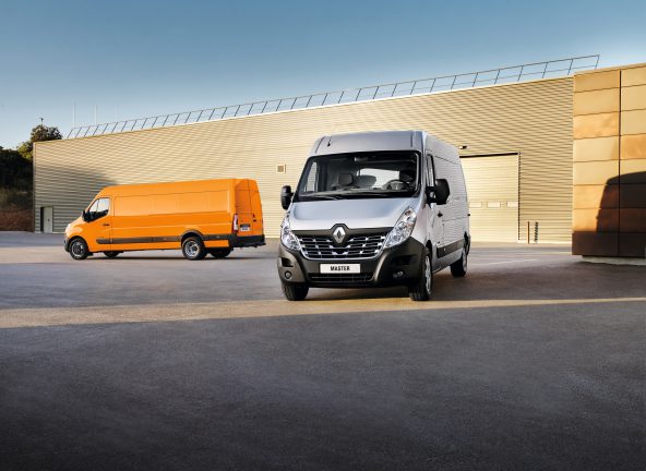 Renault Master numerem jeden wśród aut dostawczych