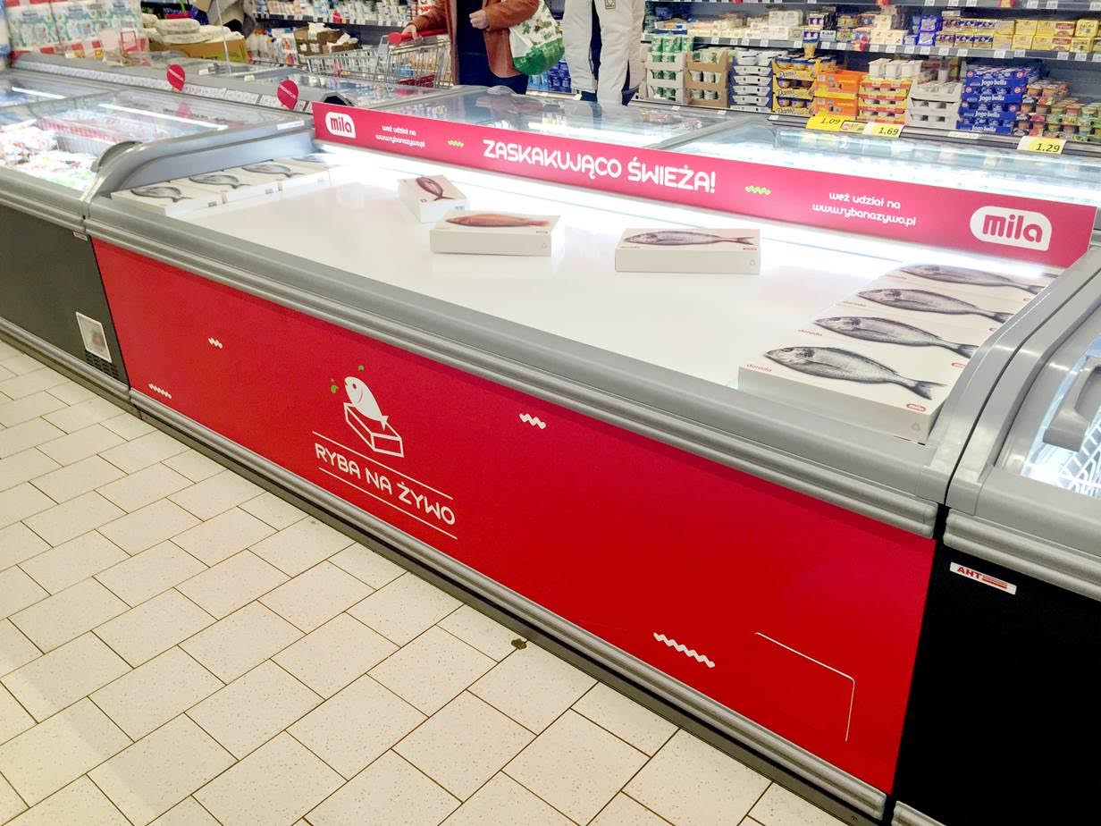 Nowa kampania supermarketów Mila – Ryba na żywo