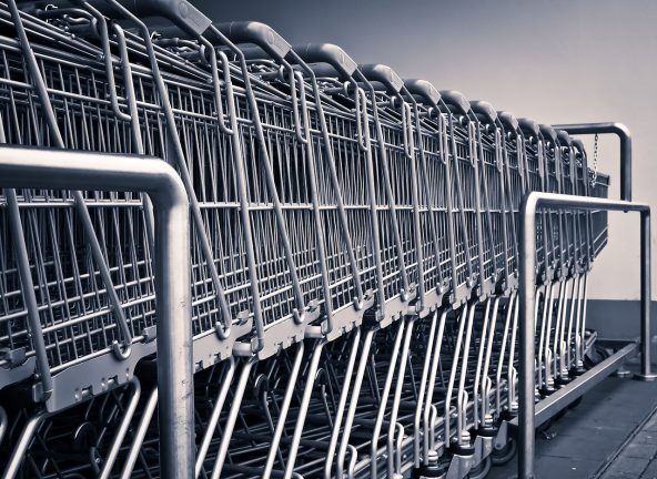 Ustawa o ograniczeniu handlu trafi do komisji