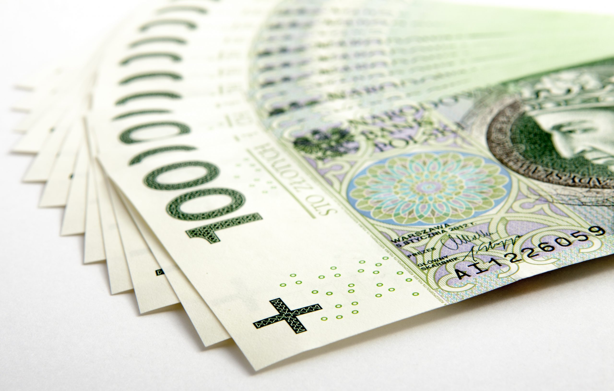 Od 2017 r. limit transakcji gotówkowych dla firm ‒ 15 tys. zł