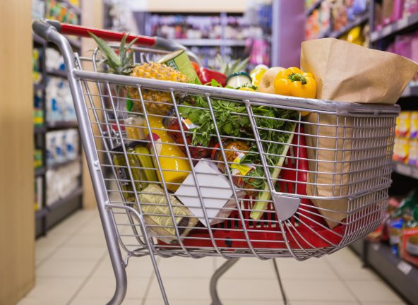 Prawie 70% świątecznego budżetu Polacy zostawią w sklepach stacjonarnych