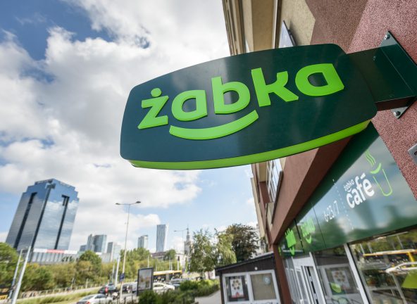 W Żabkach punkty odbioru i nadań przesyłek DHL