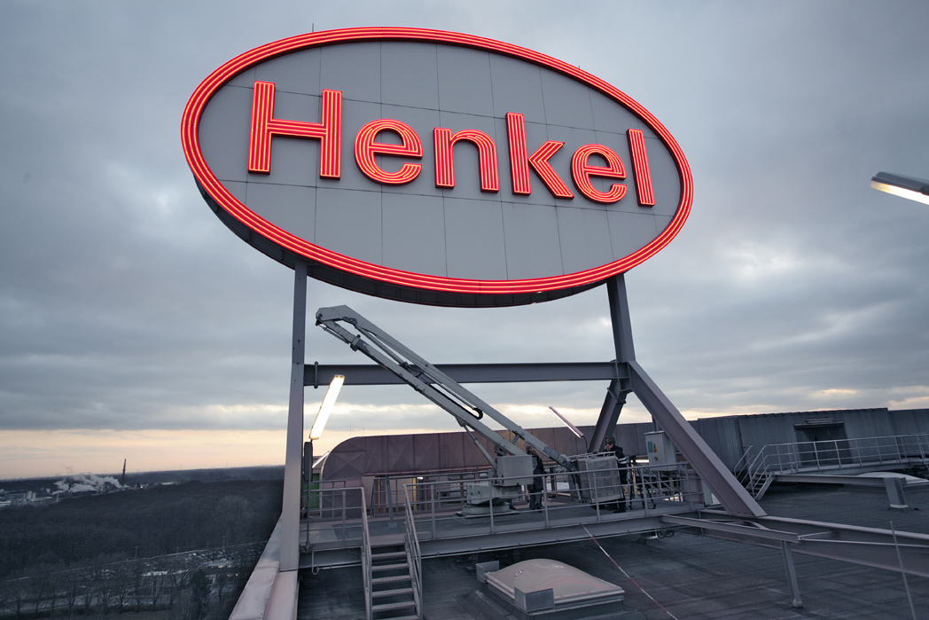 Henkel notuje wysoki wzrost przychodów ze sprzedaży  i zysków w trzecim kwartale