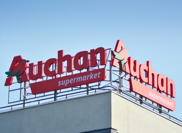 Auchan świętuje 30-lecie w Polsce. Sieć zaczynała od jednego sklepu w Piasecznie