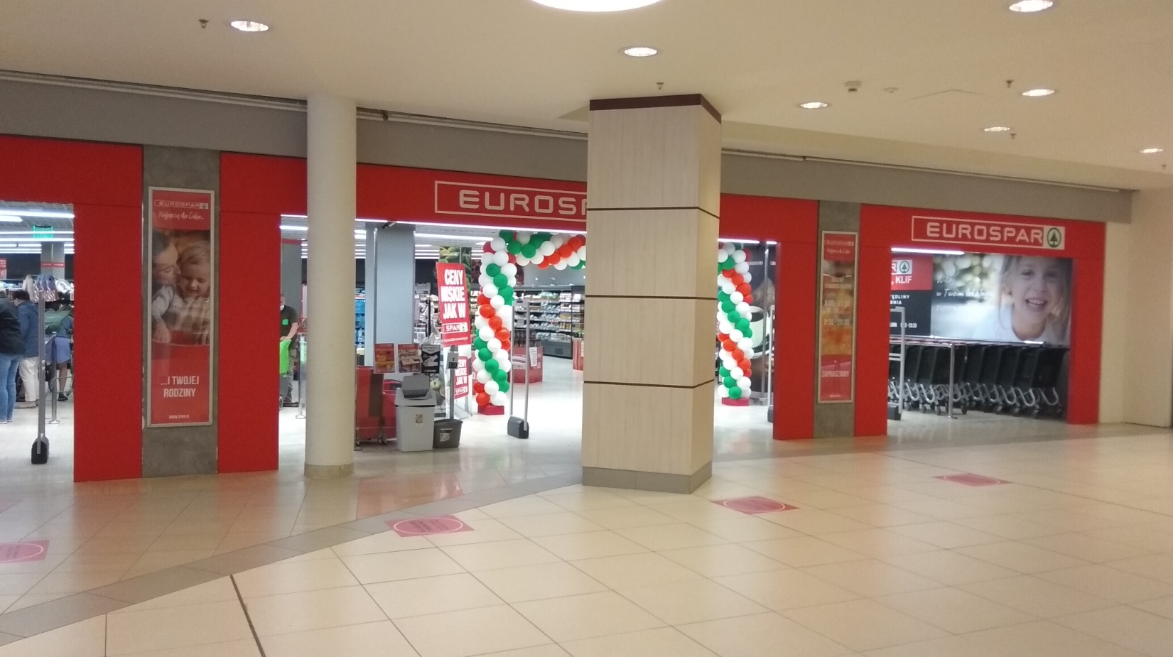 Sieć SPAR otworzyła sklepy w Gdyni i Płocku