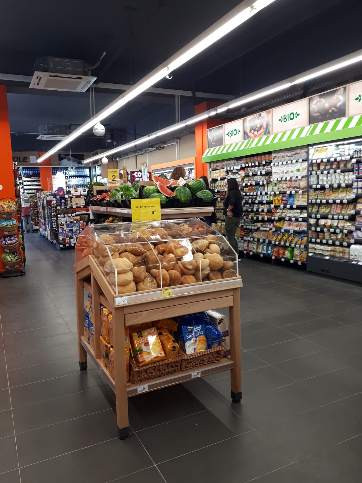Nowe otwarcia sklepów franczyzowych Carrefour