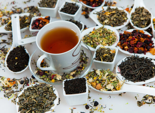 Herbata filarem codziennego koszyka zakupowego Polaków