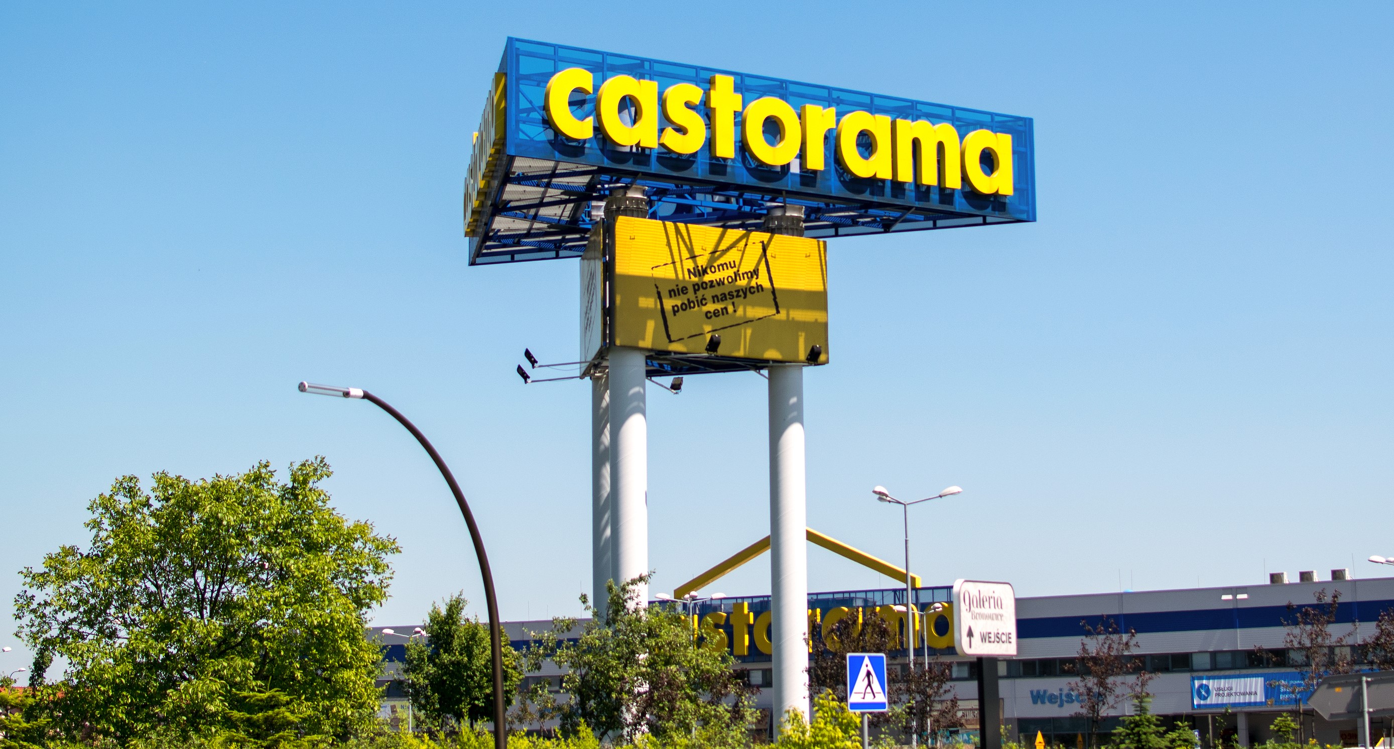 Castorama kupiła w Polsce pięć nieruchomości po Tesco