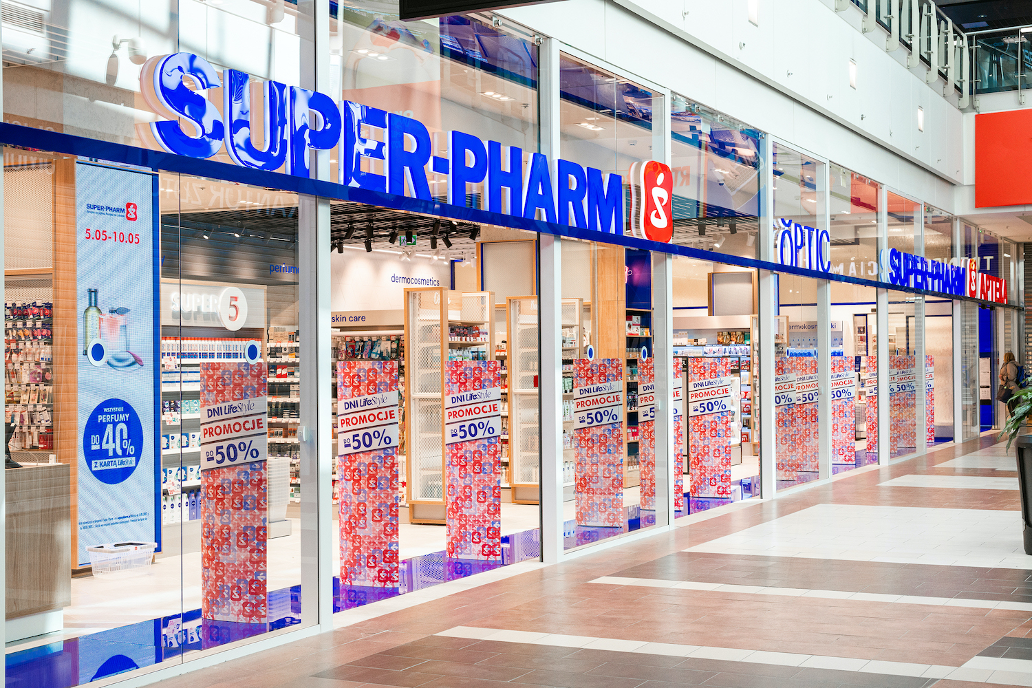 Super-Pharm otwiera swoją flagową drogerię w Galerii Mokotów