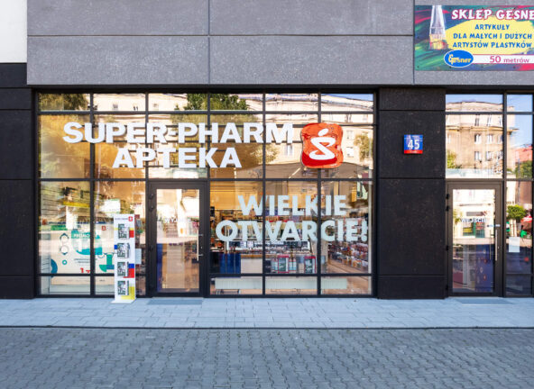Otwarcie nowej drogerii Super-Pharm w Warszawie