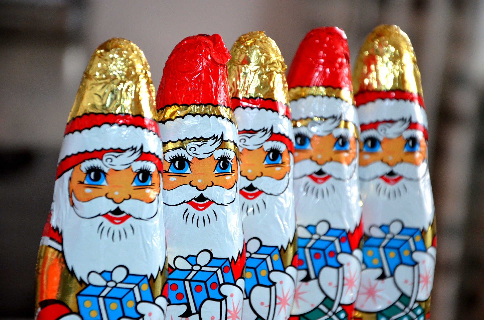 Na co zwracają uwagę klienci dobierając słodkie dodatki do prezentów świątecznych?