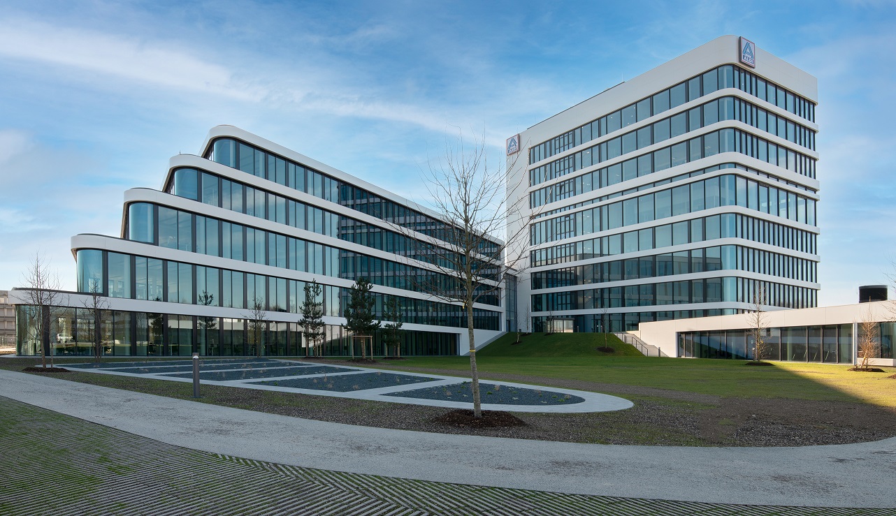 Nowa siedziba grupy ALDI Nord. Nowoczesny budynek posiada przestrzeń gotową przyjąć ponad 2000 pracowników