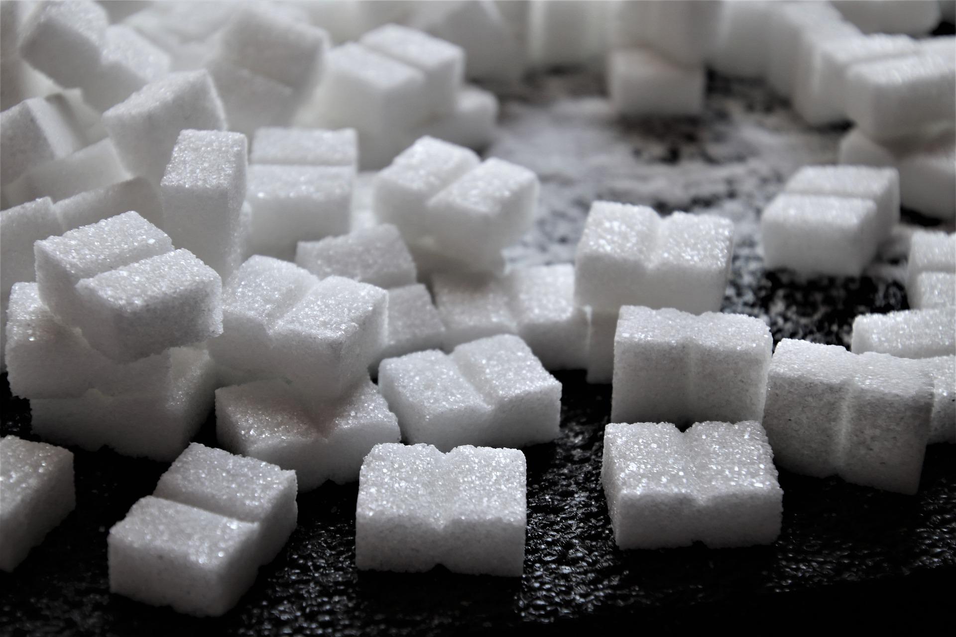 W lipcu sprzedano 13,3 mln kg cukru w sklepach małoformatowych
