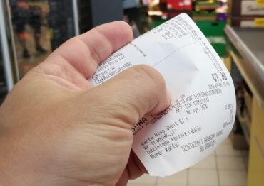 Rząd planuje zastąpić papierowe paragony elektronicznymi