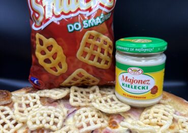 Jak serwować Snack – Przysmak Świętokrzyski? Podkielecka pizzeria ma nowy sposób!