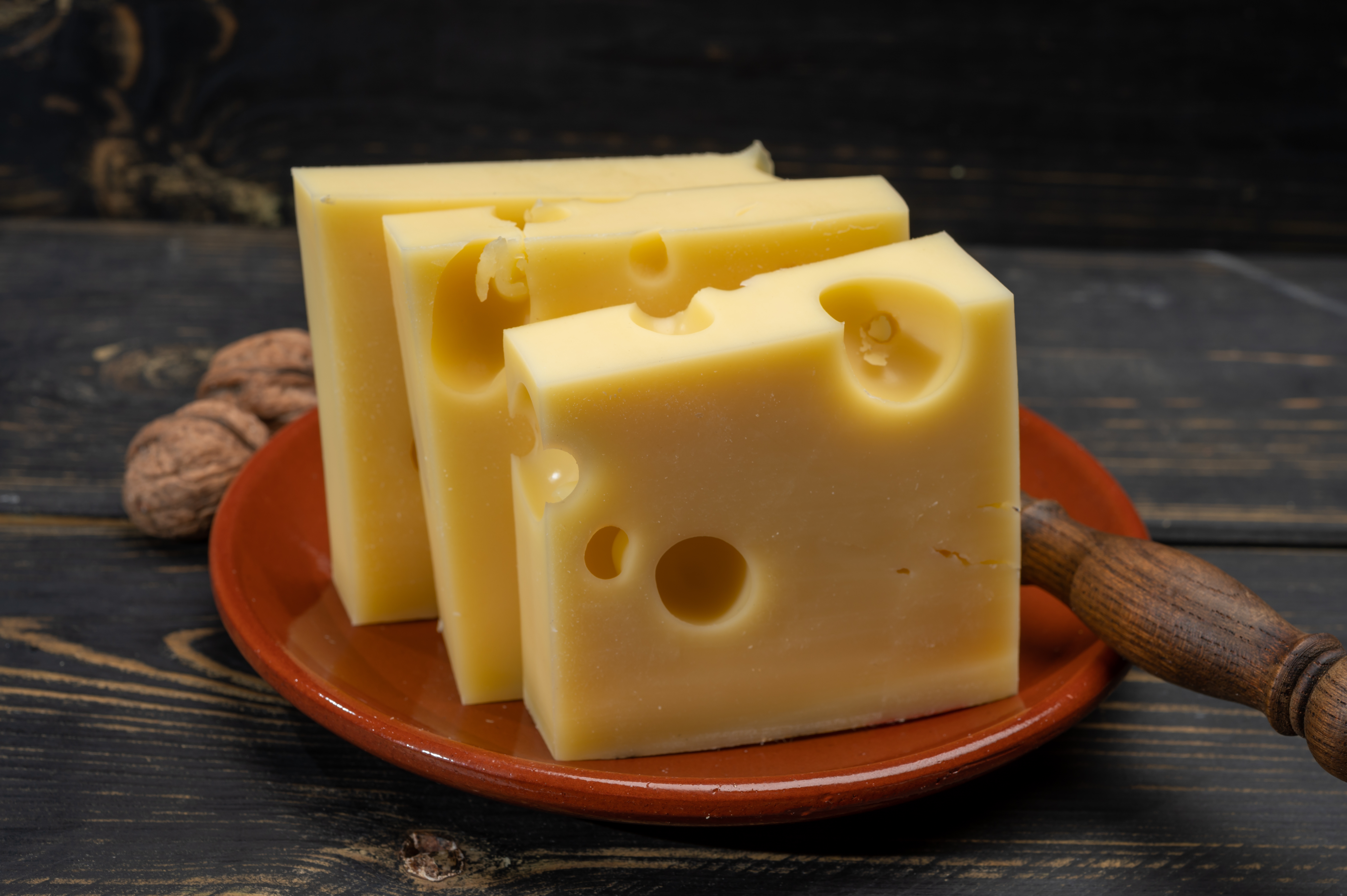 Czy Szwajcarom udało się zastrzec nazwę ser emmentaler?