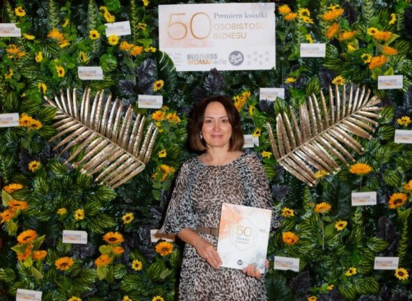 Wiceprezes zarządu SM Mlekpol Małgorzata Cebelińska jedną z bohaterek książki „50 osobistości biznesu. Pomagamy