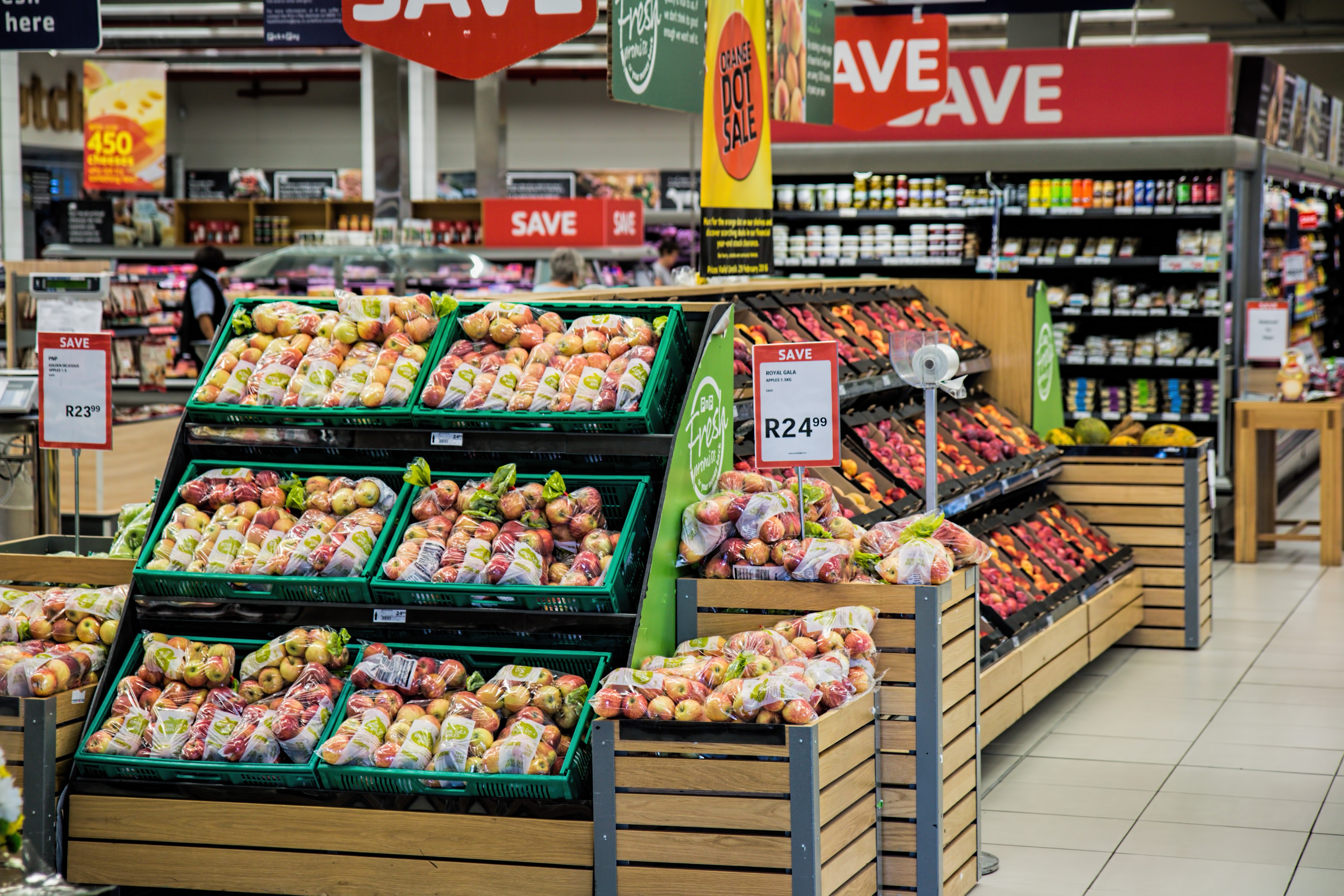 Ceny w sklepach ciągle rosną, ale z nieco mniejszą dynamiką