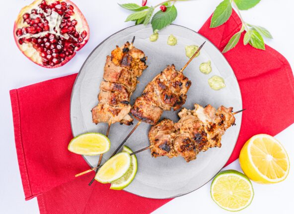 Grilluj jak mistrz! Jak przyrządzić perfekcyjny stek i soczystą karkówkę z rusztu