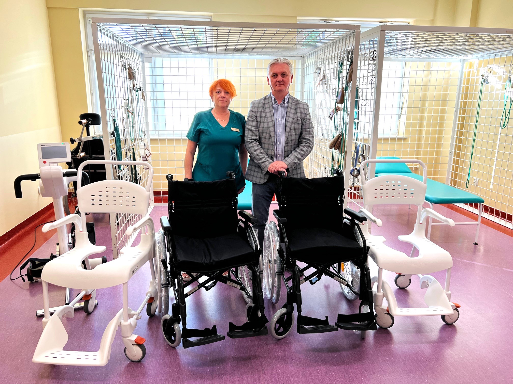 Wózki inwalidzkie i toaletowe od WSP „Społem” dla Wojewódzkiego Szpitala Zespolonego w Kielcach