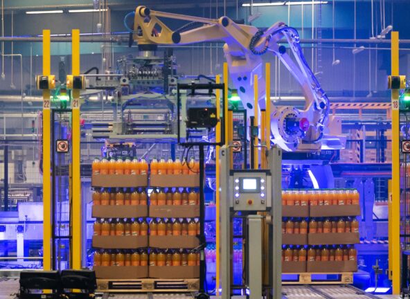 Zakład PepsiCo w Żninie uruchamia nowoczesną linię produkcyjną Pepsi