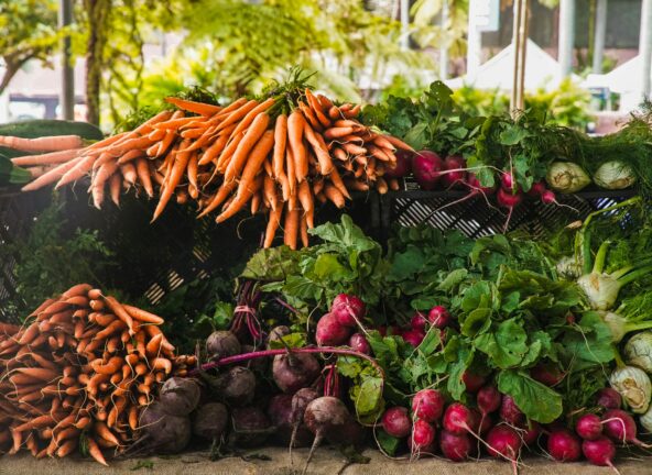 Producenci owoców i warzyw pełni obaw po przywróceniu 5-proc. VAT-u na żywność