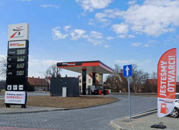 Intermarché otwiera kolejną stację paliw w koncepcie „light”