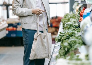 UCE Research: W czerwcu br. codzienne zakupy zdrożały o 5,8 % rdr w 17 kategoriach