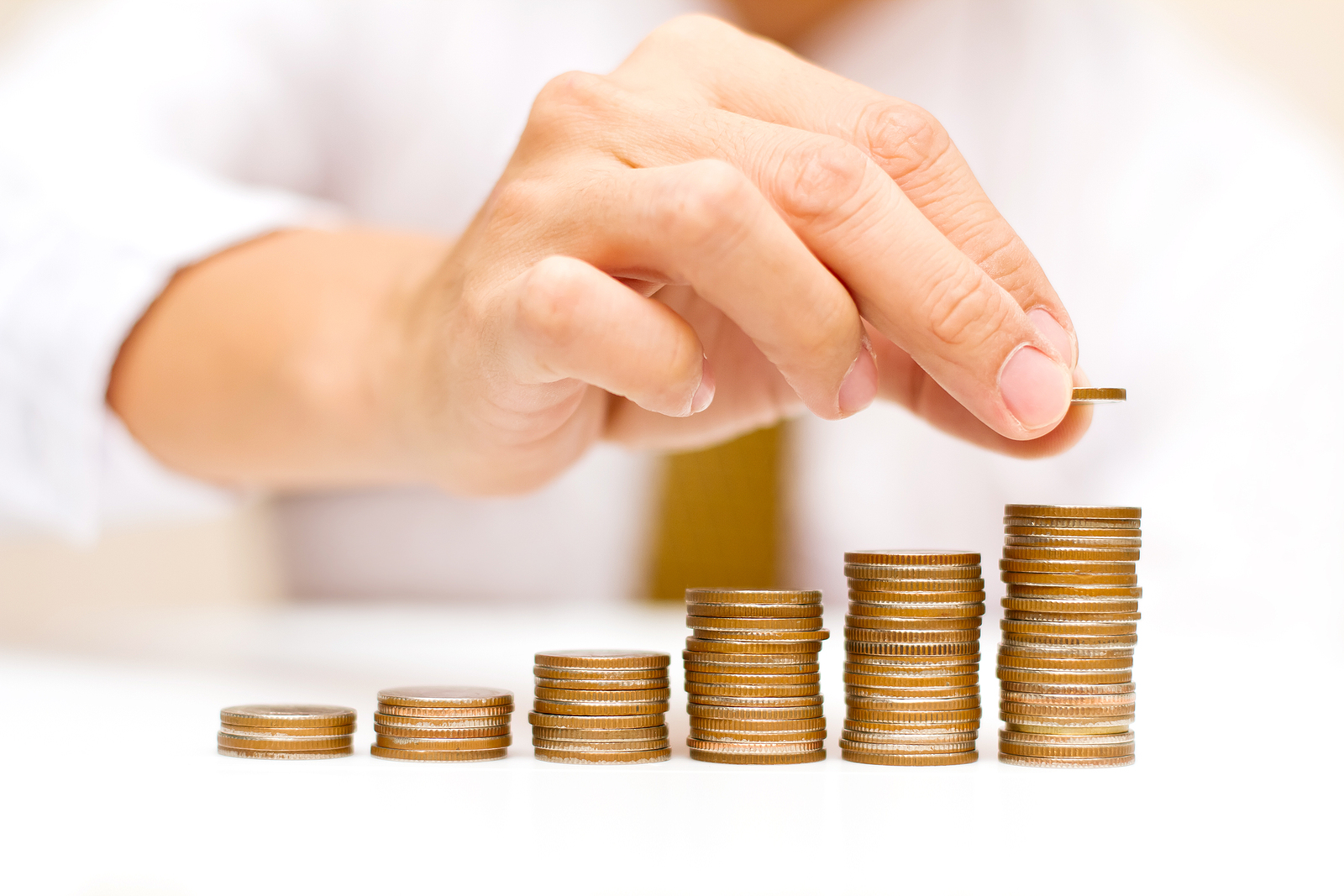 Inflacja w Polsce 2010–2025: Co to oznacza dla branży FMCG?
