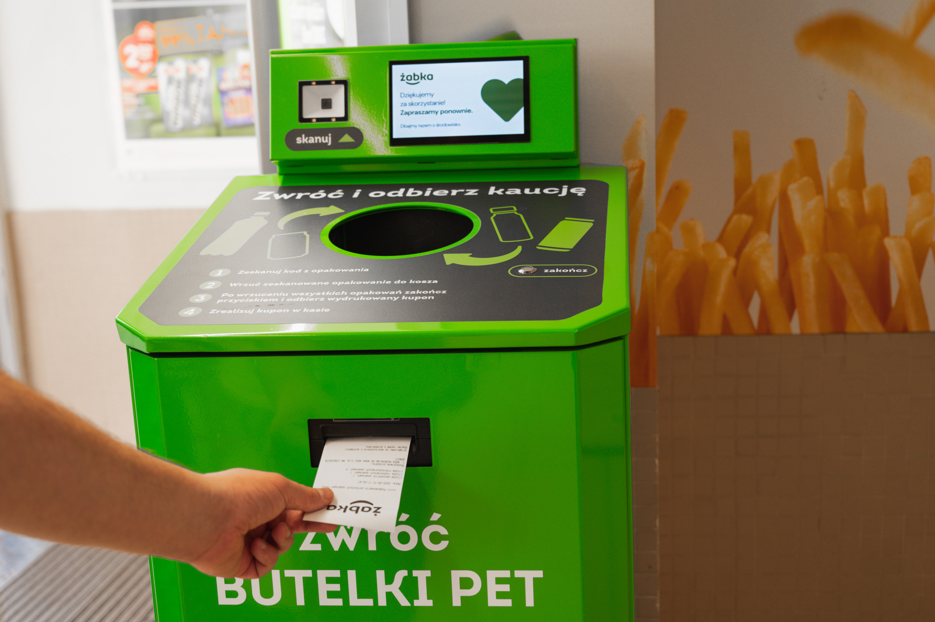 Żabka współpracuje z Kaucja.pl przy obsłudze systemu kaucyjnego