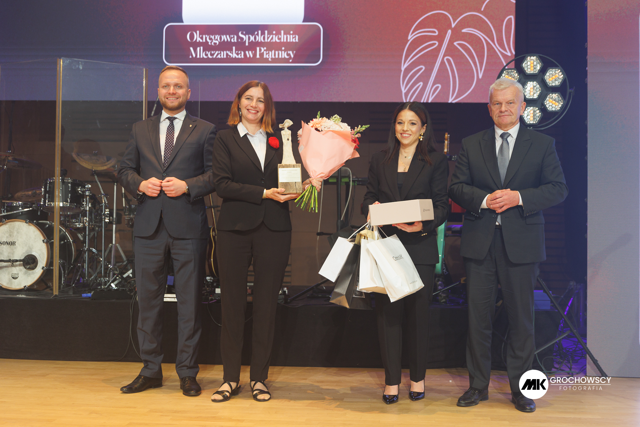 OSM Piątnica z nagrodą honorową za działania na rzecz kobiet na Łomżyńskim Forum Kobiet „Kobiece Drogi”
