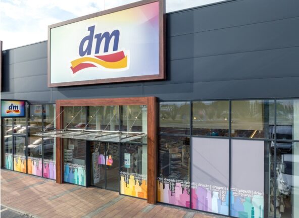 Drogeria dm umacnia się w województwie małopolskim i otwiera drugi sklep w Nowym Sączu