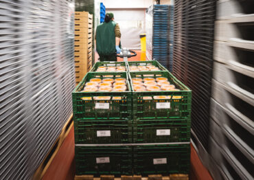 Z Piotrkowa Trybunalskiego na półki Żabki