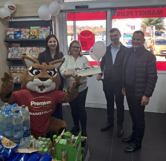 Otwarcie sklepu Market Plus w Tryńczy