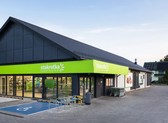 Stokrotka wzmacnia rentowność i zmienia właściciela