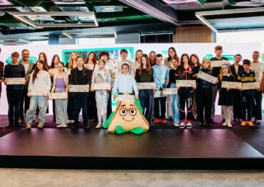 Żabka świętuje 15 lat programu stypendialnego